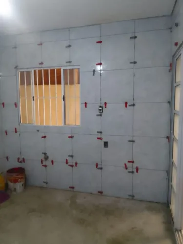 Pedreiro, afundando em acabamento e reformas em geral