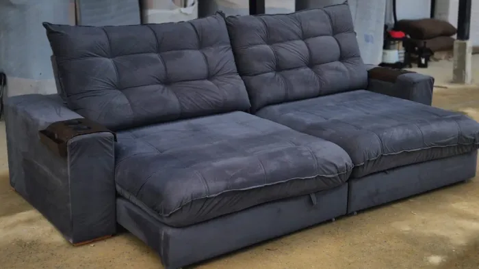 Sofa retrátil 2,90m cinza escuro novo porta copo 
