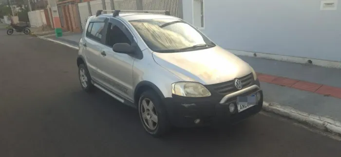 Volkswagen Crossfox 1.6 MI Total Flex 8V 5P 2006