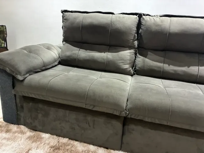 Sofá retrátil reclinável 
