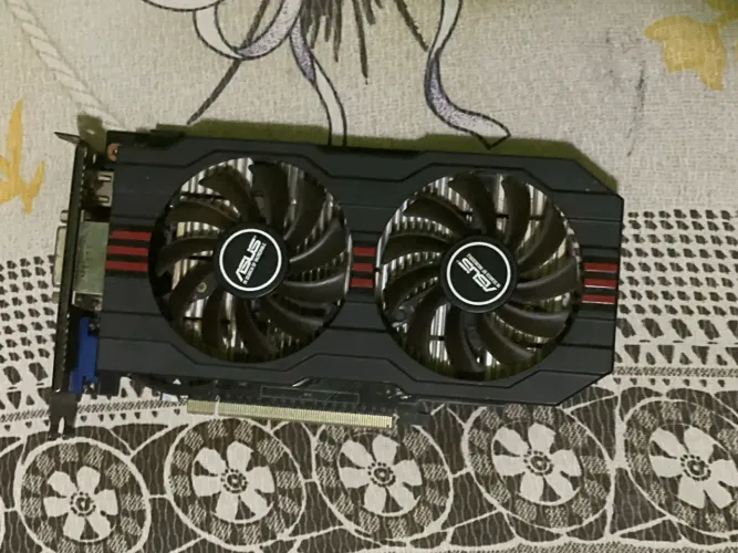 GTX 750 TI 2GB OC (ler a descrição)