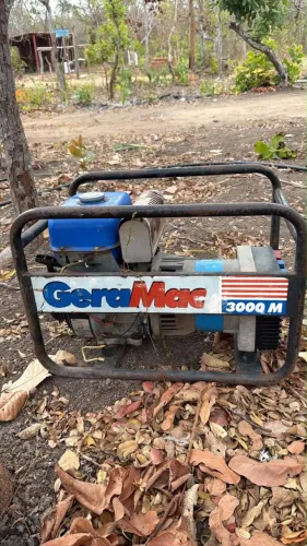 Gerador de energia semi novo