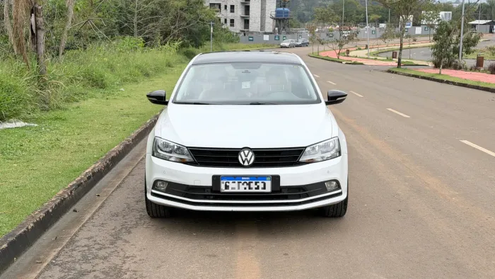 Volkswagen Jetta Trendline 1.4 TSI 16V 4P Aut. 2016