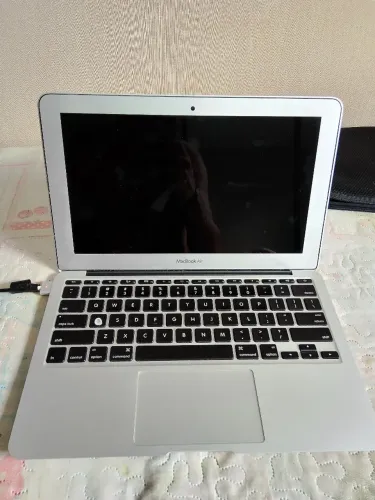 MACBOOK AIR 13