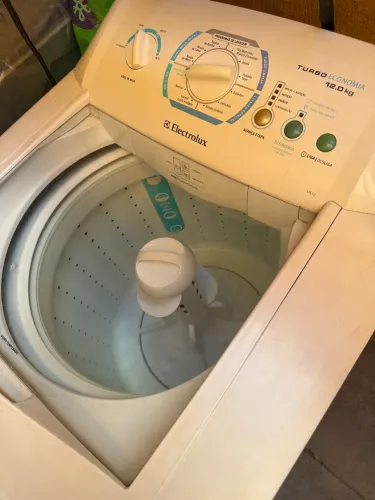 Máquina de lavar Electrolux 12 kg