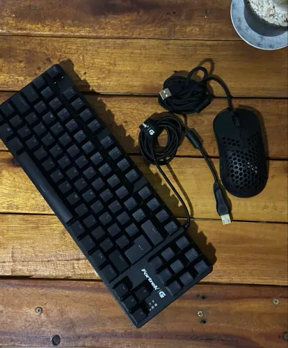 Teclado e mouse 