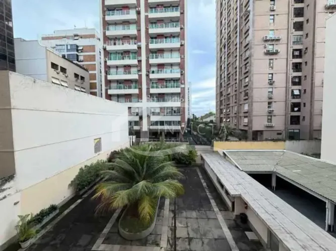 Tenha a oportunidade de morar no quadrilátero de Ipanema em um excelente apartamento de 3 