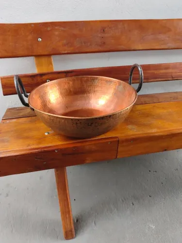 Tácho de cobre em perfeito estado de conservação