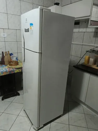Geladeira Electrolux modelo TF39 