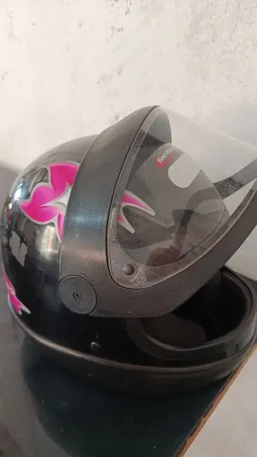 CAPACETE