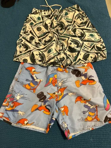 2 Bermudas malucas