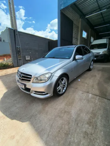 Mercedes-Benz C-180 CGI Classic 1.8 16V 156cv Aut. 2012