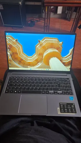 Notebook galaxy book 4