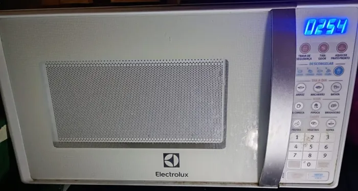 Microondas Eletrolux MTO30