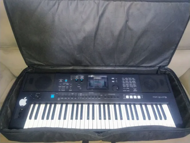 Teclado PSR E473