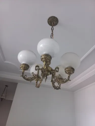 Lustre