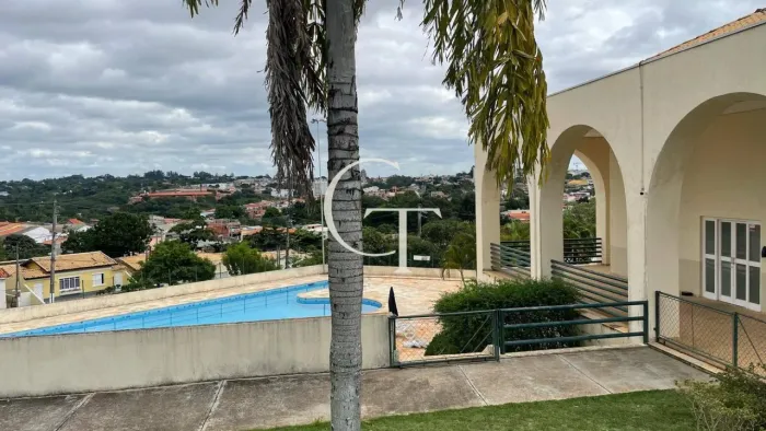 Casa com 2 dormitórios e 01 suite no condomínio Villagios Itália em Itú .