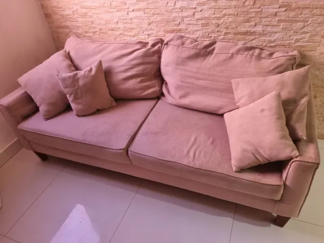 Sofá bege linho 1,80 m