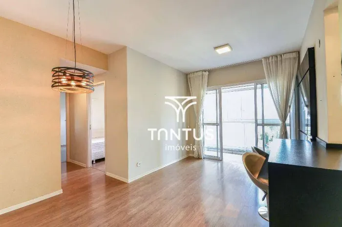 Apartamento com 2 dormitórios para alugar, 66 m² por R$ 3.600/mês - Cristo Rei - Curitiba/
