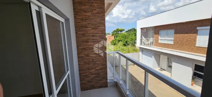 Sobrado com 2 dormitórios próximo dos Quartéis em Santa Maria RS