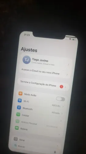Iphone 11 red