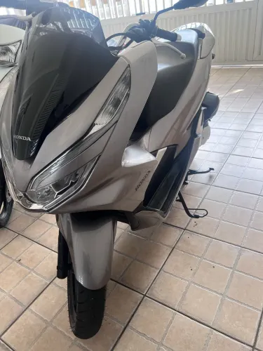PCX 150 DLX