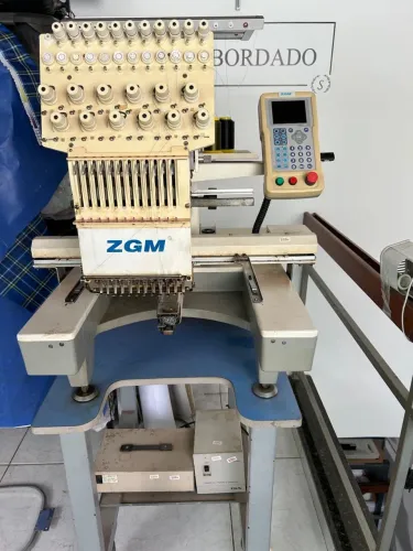 Máquina de Bordar Computadoriz ZGM 100% Revisada - Excelente Estado- Pronta para Trabalhar