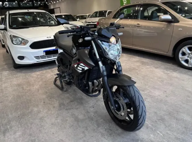 YAMAHA XJ6 N 600