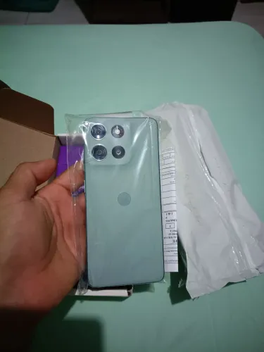 Vendo! Smartphone Motorola G56,5g 16/256, 32/50 pixels. Caixa/nota, nunca ativado.