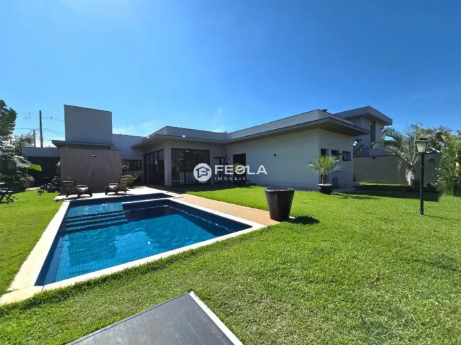 Casa à venda e para alugar em Nova Odessa, Estância Hípica, com 4 suítes, com 250.24 m²