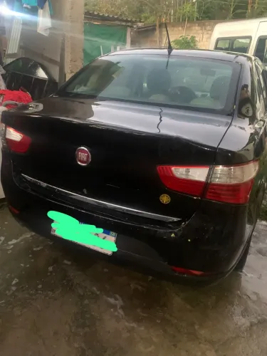 Fiat Grand Siena Essence 1.6 Flex 16V 2014