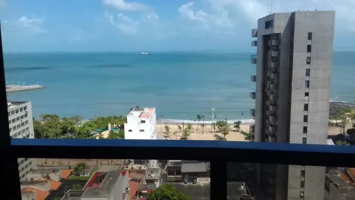 Imóvel para venda possui 63 metros quadrados com 2 quartos em Meireles - Fortaleza - CE