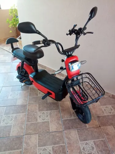 Bike Elétrica 600w ! Com nota fiscal ! Está nova ! aceito cartão !
