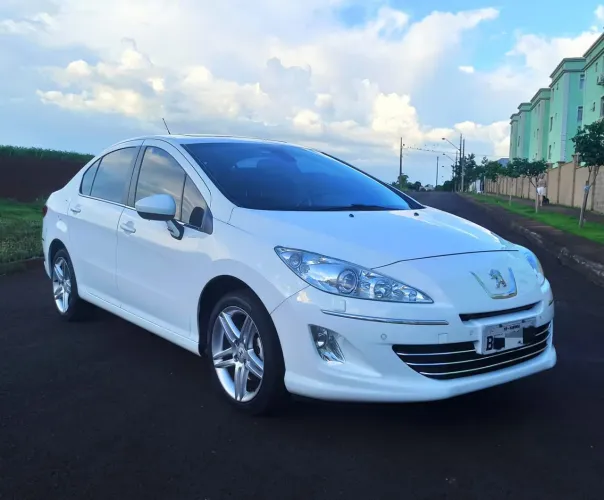 Peugeot 408 Sedan Griffe 1.6 Turbo 16V 4P Aut. 2014