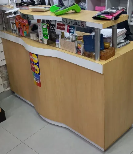 Vendo caixa para loja