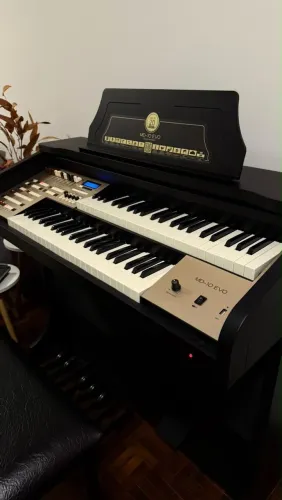 Órgão Tokai MD 10 EVO