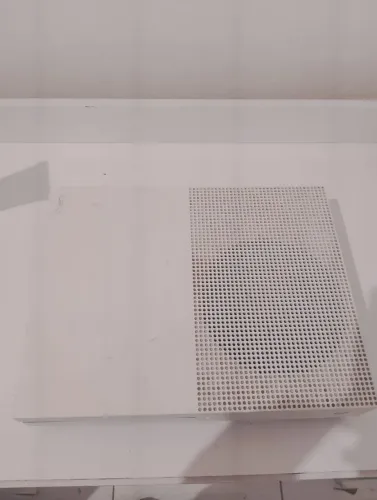 Xbox one s COM DEFEITO