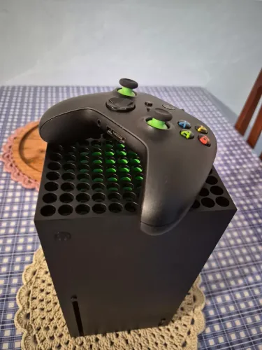 Xbox Series S Em estado de Novo - Avalio troca em outros Games .