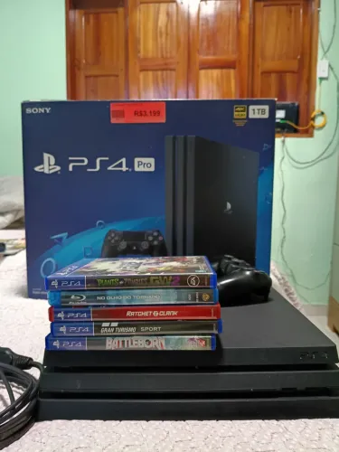 PS4 pro 4K versão 13.58