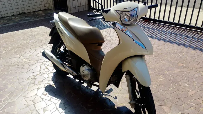 Honda Biz 125 2024 - Único Dono - R$ 16.000