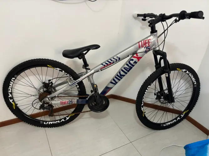Bicicleta Vikingx Tuff 25 Câmbios Shimano freios a disco
