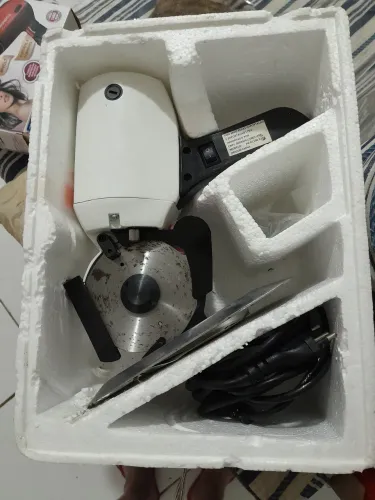Máquina de corte , para confecção
