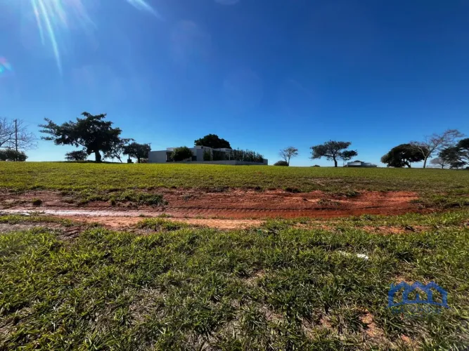Lote/Terreno à Venda, 450 m² por R$ 185.000 Cód. ch2390