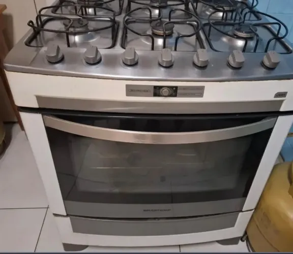 SOMENTE O Fogão 6 bocas funcionando perfeitamente