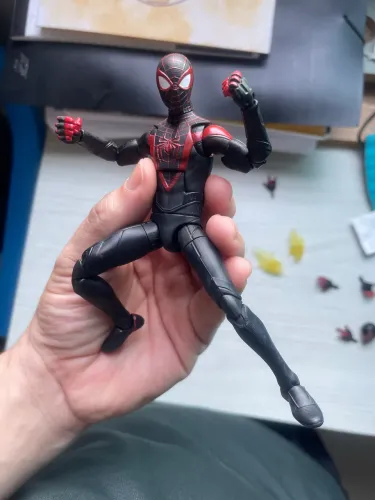 Homem aranha - Miles Morales PS4 Marvel Legends