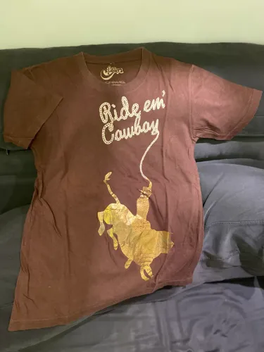 Camiseta feminina western