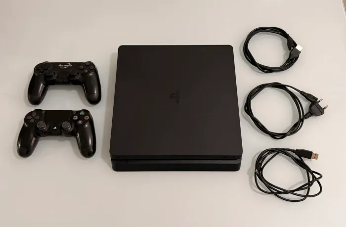 Ps4 slim 1 Tera