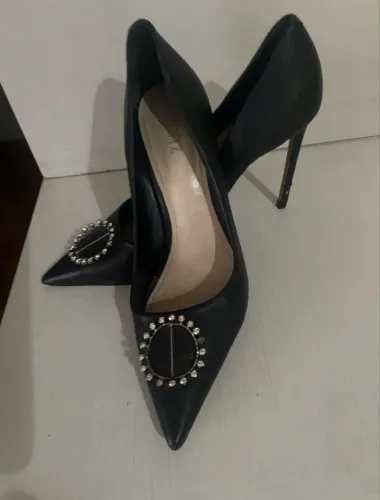 Scarpin schutz preto 39