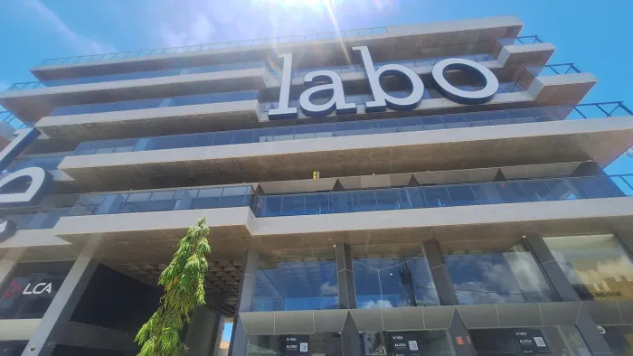 SALA COMERCIAL - LE LABO - ARQUITETURA INOVADORA E LOCALIZAÇÃO PREMIUM