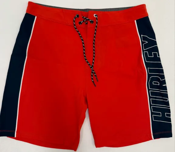 Bermuda Masculina Hurley Phantom Vermelha Tam 29 USA / 40 BR Nova